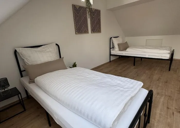 아파트 Grosszuegige In 노이엔부르크 암 라인