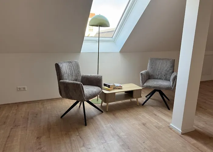 Grosszuegige In * 노이엔부르크 암 라인